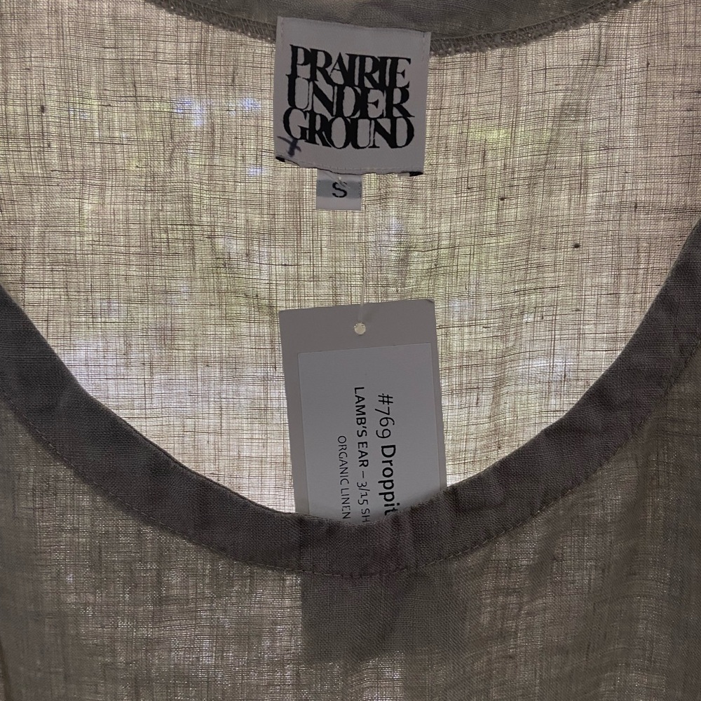 New with tags linens dress.